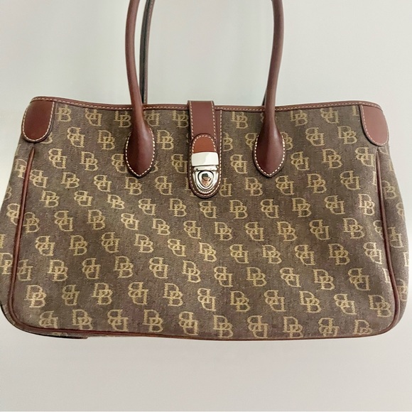 Dooney & Bourke Signature Jacquard Brown Tan Logo Canvas Satchel Purse Classic M - Picture 2 of 12